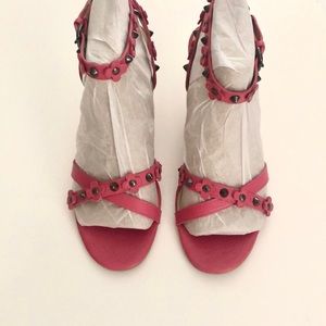 Coach pink sandals size 8
